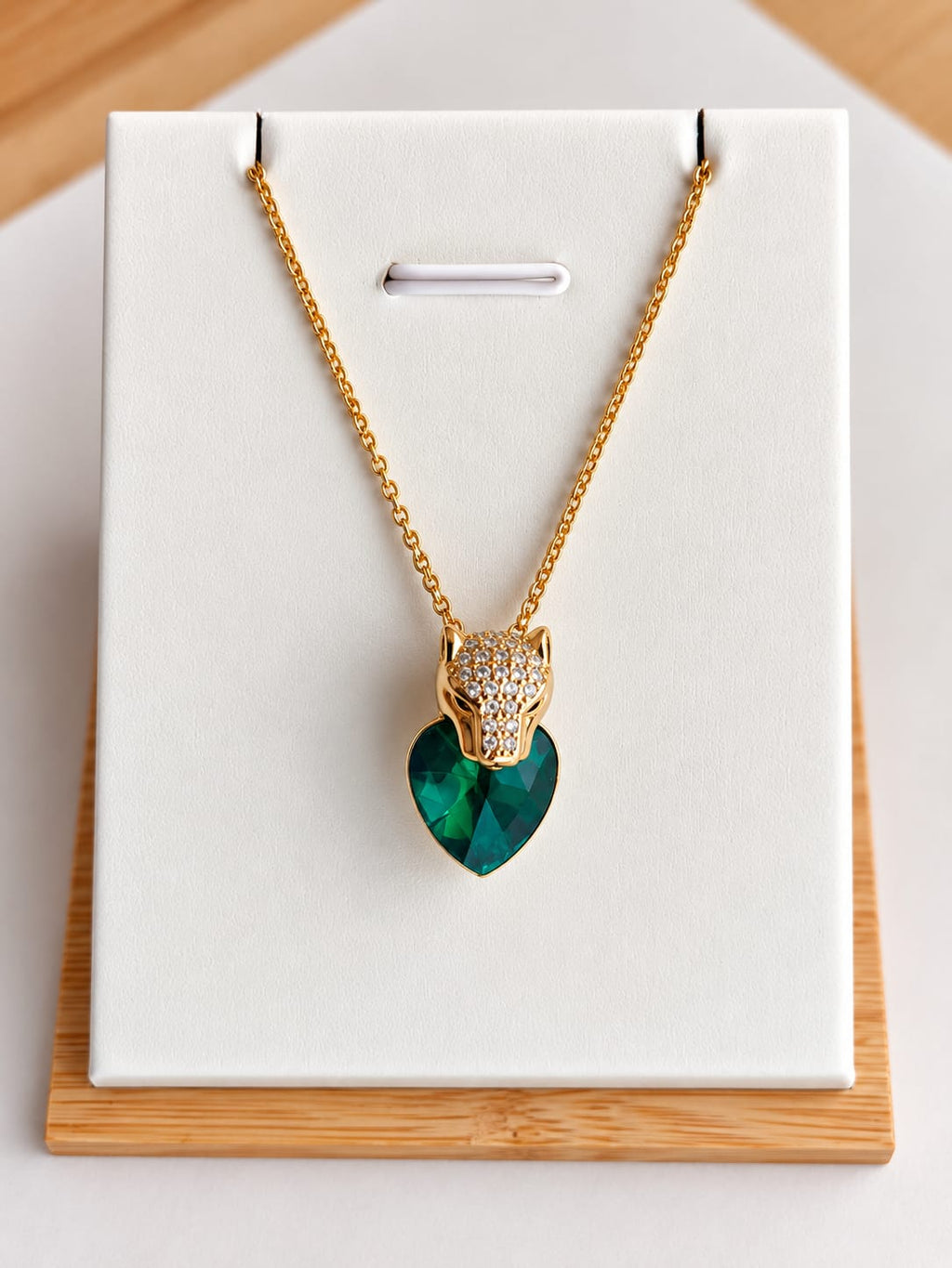 Collier et Pendentif Tête de Panthère Cœur Zircon – Acier Inoxydable Plaqué Or 45+5 cm