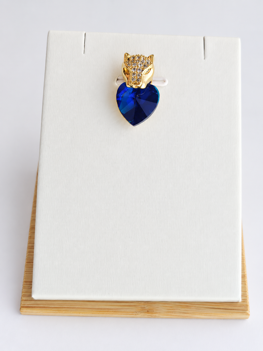 Collier et Pendentif Tête de Panthère Cœur Zircon – Acier Inoxydable Plaqué Or 45+5 cm