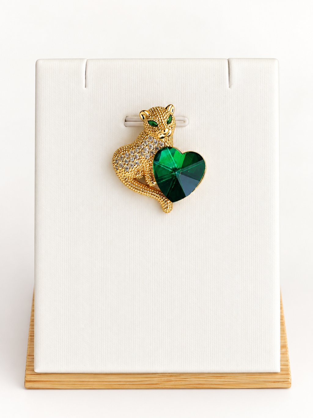 Collier et Pendentif Panthère Cœur Zircon – Acier Inoxydable Plaqué Or 45+5 cm