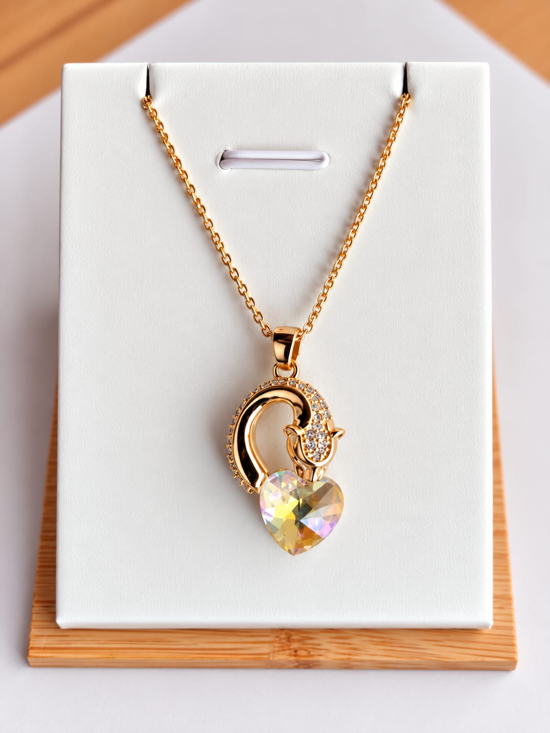 Collier Panthère Enlacé Coloré – Cœur Zircon Acier Inoxydable Plaqué Or 45+5 cm, Couleur au Choix