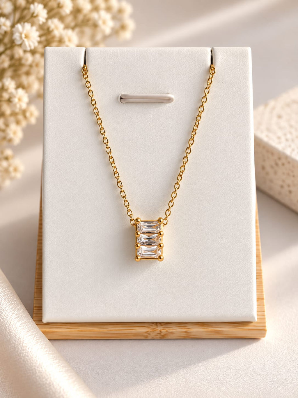 Collier Femme Zircon Baguette Acier Inoxydable – Roulettes Précieuses Doré ou Argenté, 45+5 cm – Pendentif Seul ou Complet
