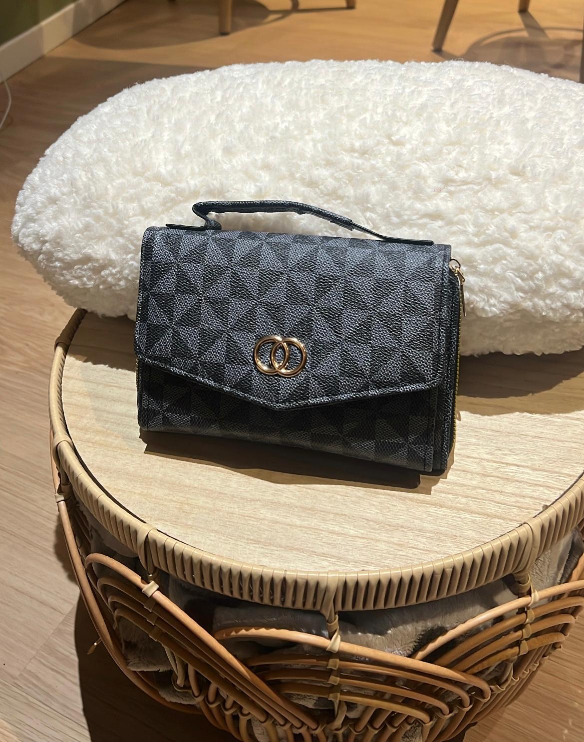 Sac à main Femme Portefeuille Gris / Noir Matelassé – Élégance