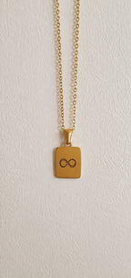 Collier Lettre Initiale Rectangulaire Personnalisé - Gavure sur demande en express
