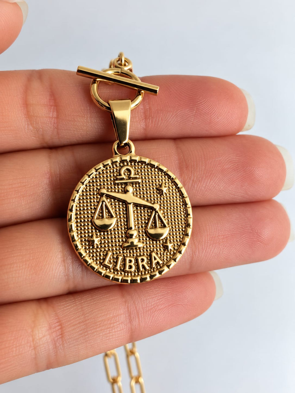 Balance - Collier astrologique zodiaque doré – Pendentif Libra en acier inoxydable - Gravure à la demande