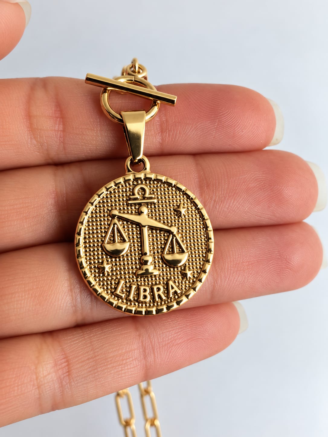 Balance - Collier astrologique zodiaque doré – Pendentif Libra en acier inoxydable - Gravure à la demande