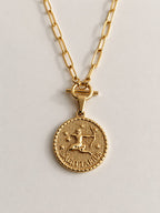 Sagittaire - Collier astrologique zodiaque doré – Pendentif Sagittarius en acier inoxydable - Gravure à la demande