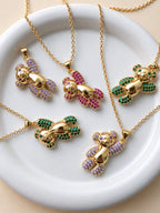 Collier Ourson Zircon Acier Inoxydable Plaqué Or 45+5 cm – Tendresse Lilas / Éclat d’Émeraude / Doudou Fushia