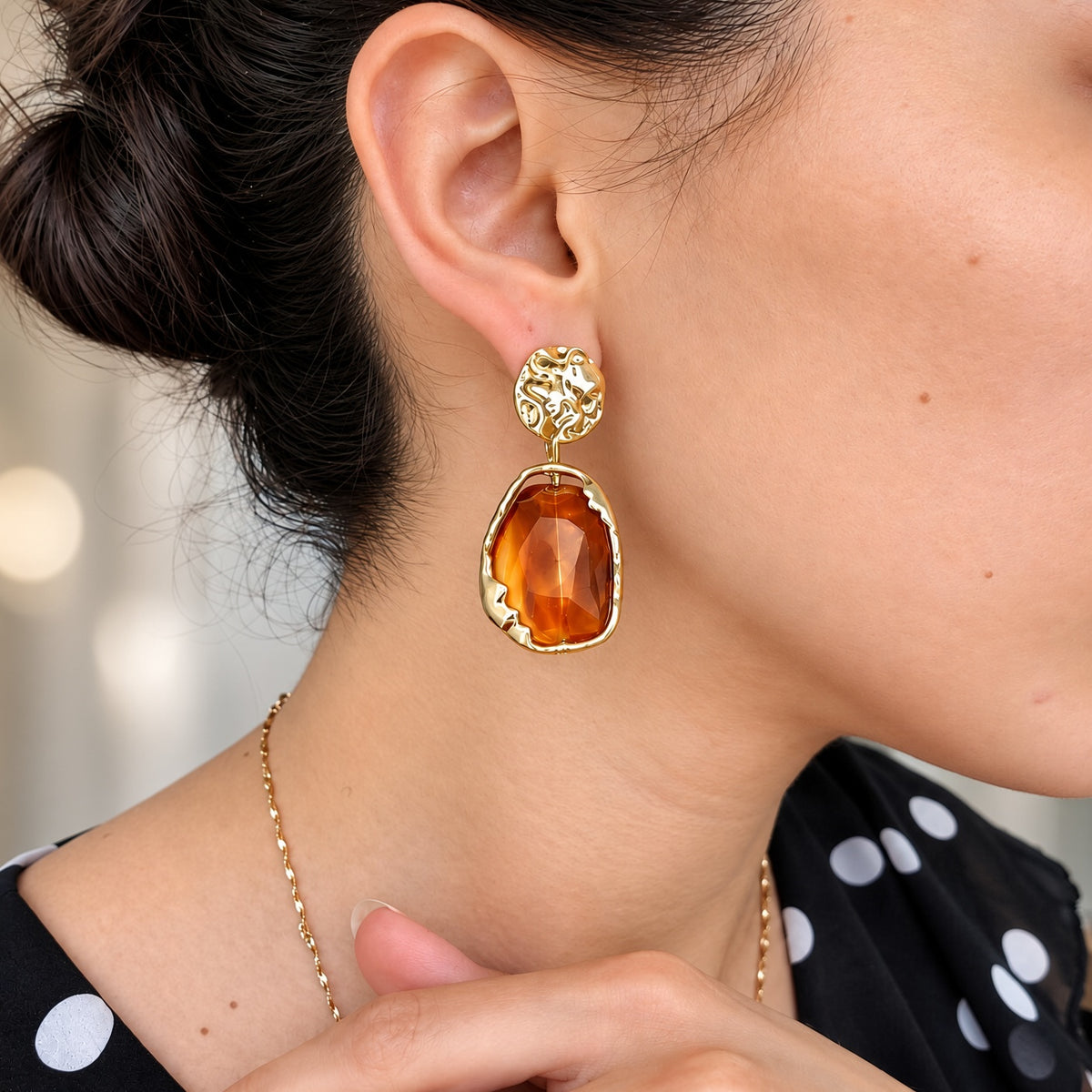 Boucles d’Oreilles Pendantes Ambre Chic – Pierre Ambrée Or Organique