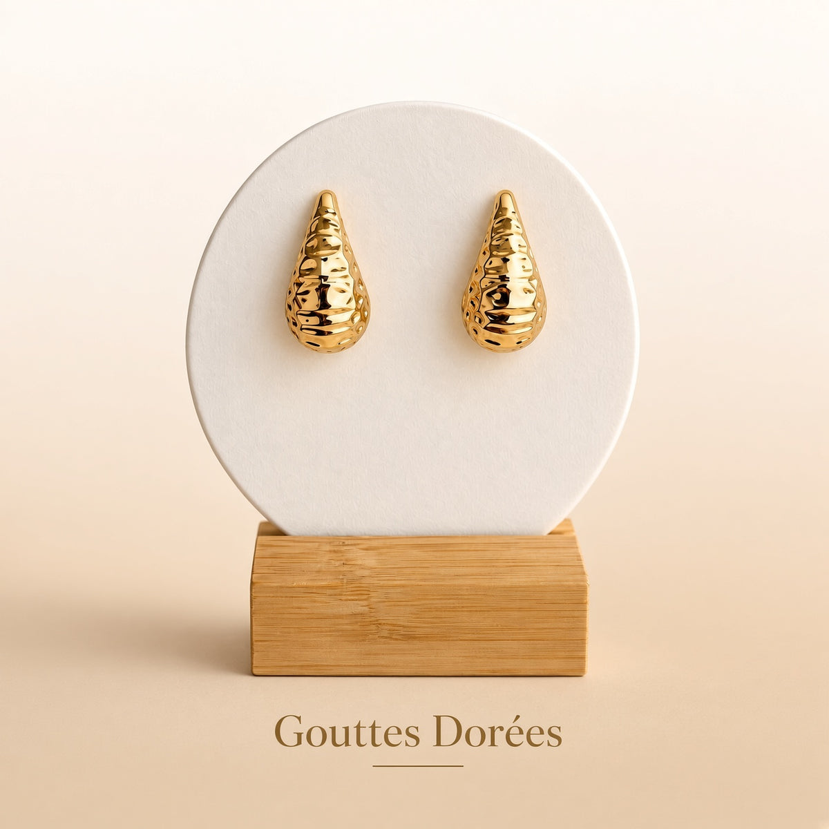 Puces Gouttes Dorées Or Texturé – Boucles d’Oreilles Goutte Martelée