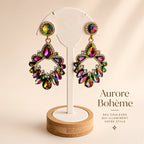 Boucles d’Oreilles Chandelier Irisées Aurore Bohème – Cristaux Rainbow Or