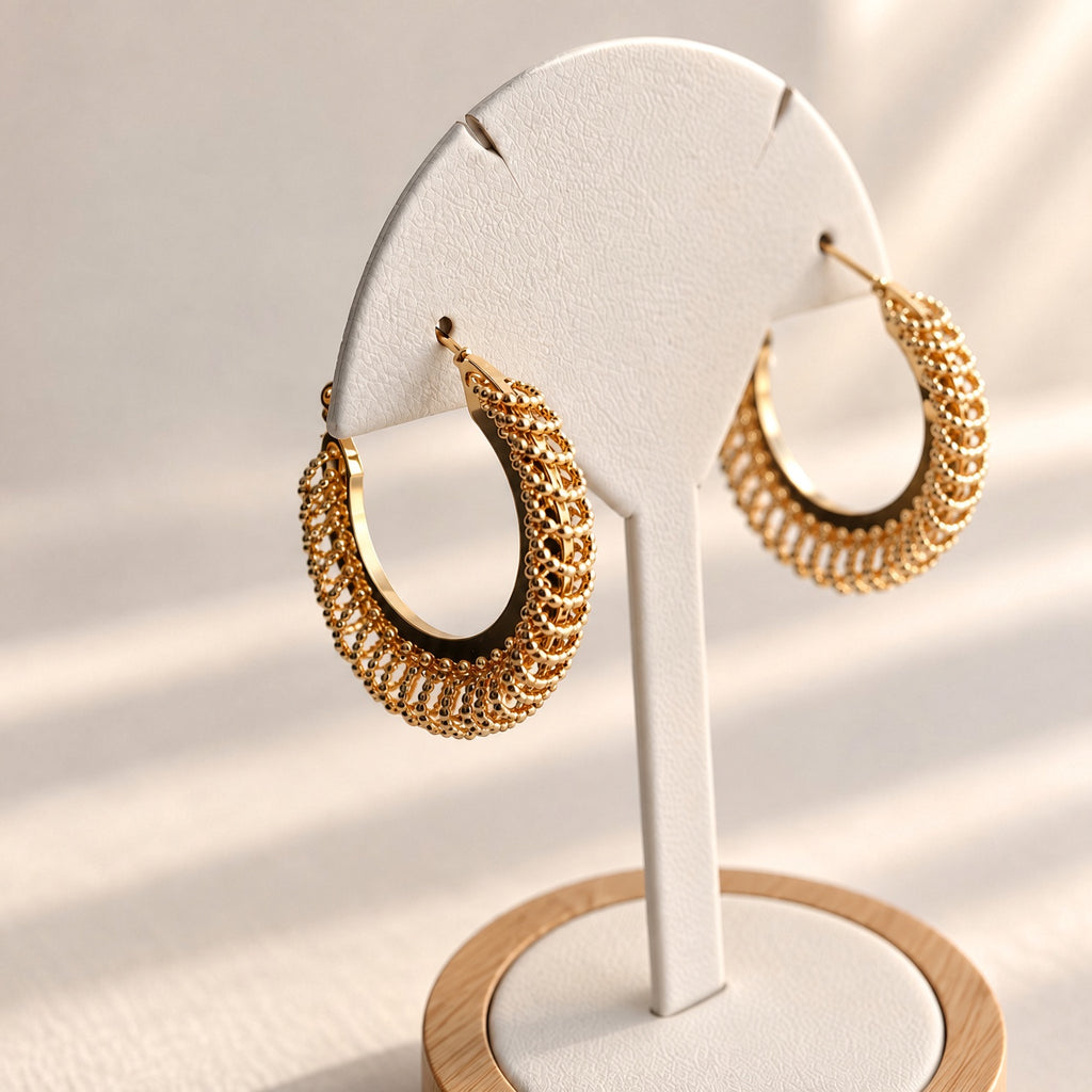 Créoles Or Texturées Lumière Dorée – Boucles d’Oreilles Éclat au Quotidien