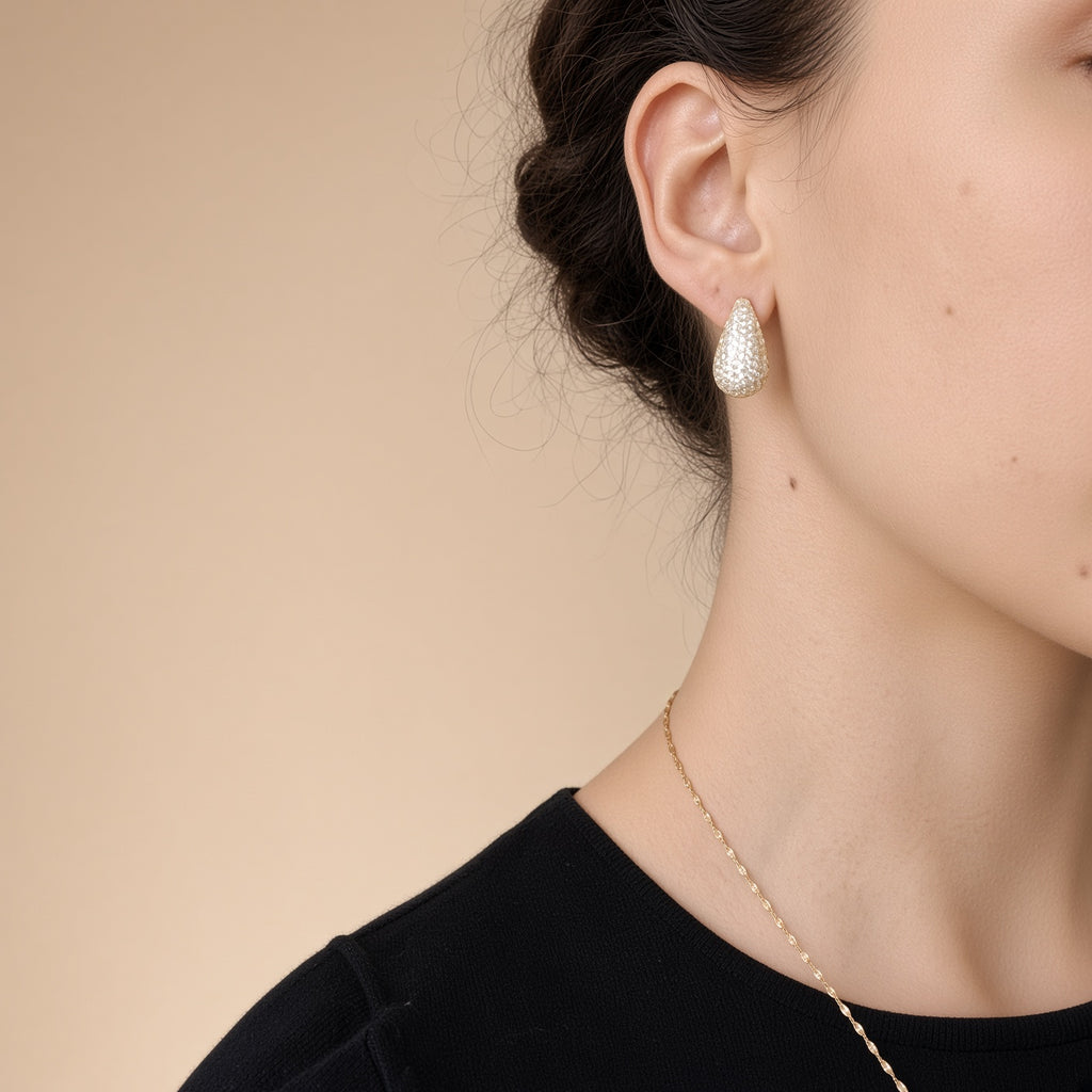 Goutte Or Pavée Larme Pavée – Boucles d’Oreilles Strass Sculpturales