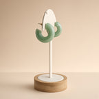 Boucles d'oreilles créoles épaisses résine verte – Acrylique nacrée | Bijoux femme modernes et légers