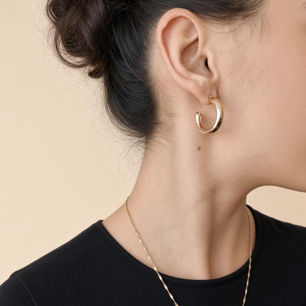 Boucles d'oreilles créoles épaisses lisses – Acier inoxydable plaqué or | Bijoux femme modernes