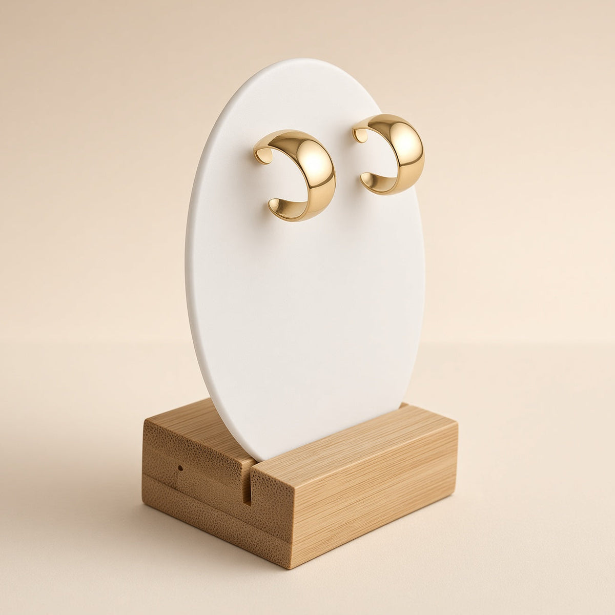 Boucles d'oreilles créoles bombées – Acier inoxydable plaqué or | Bijoux femme minimalistes