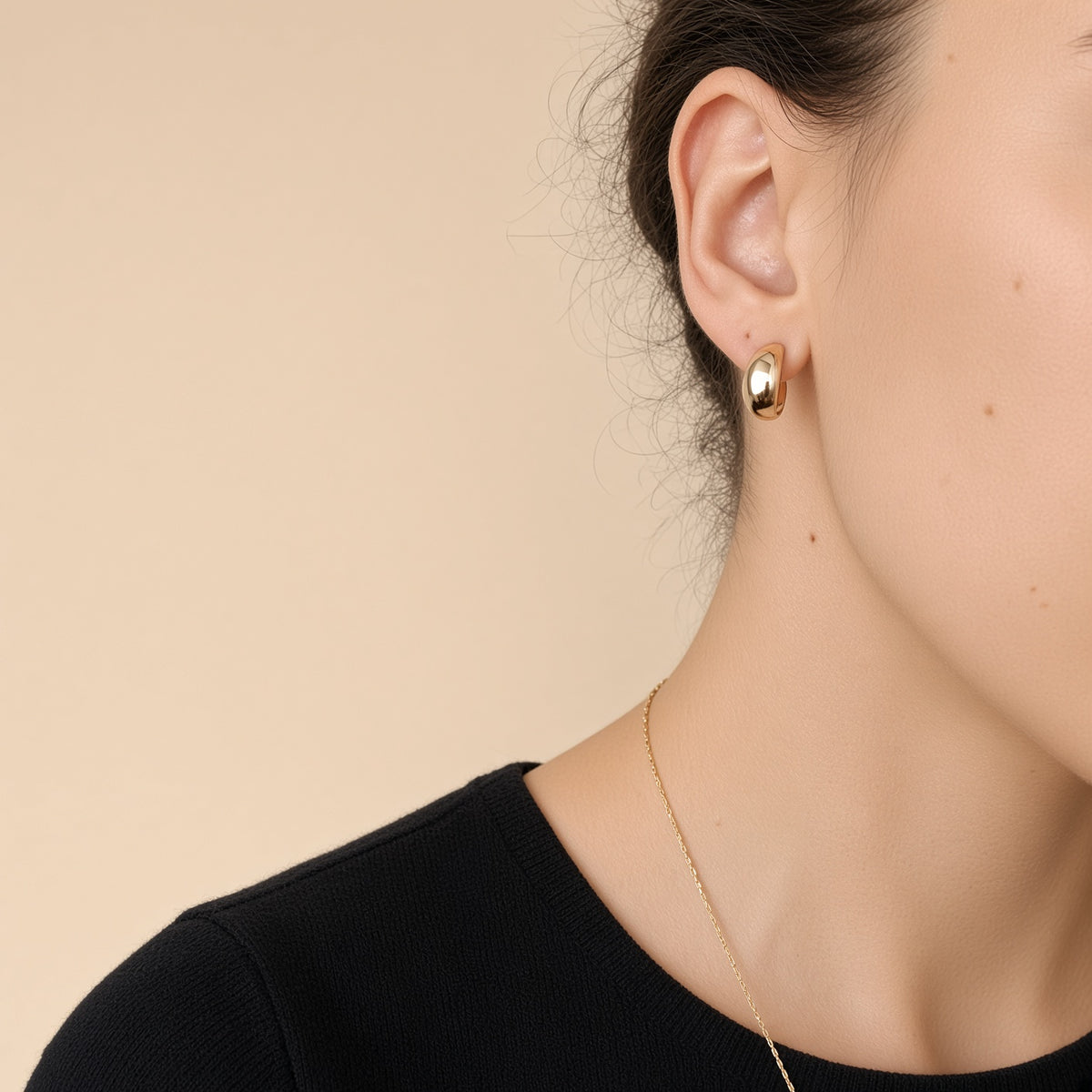 Boucles d'oreilles créoles bombées – Acier inoxydable plaqué or | Bijoux femme minimalistes