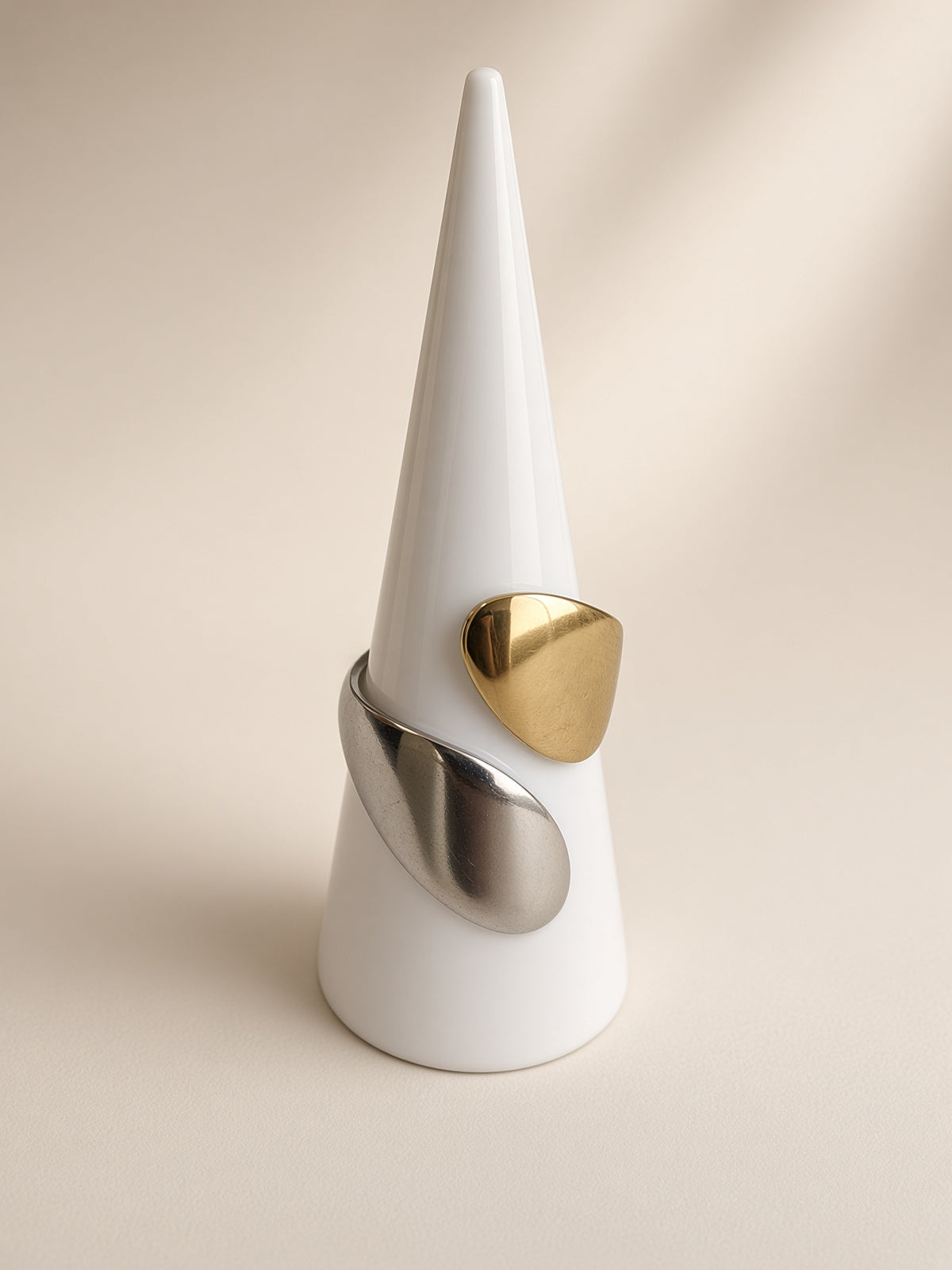 Bague double ouverte pétale bicolore – Acier inoxydable or et argent | Bague femme moderne