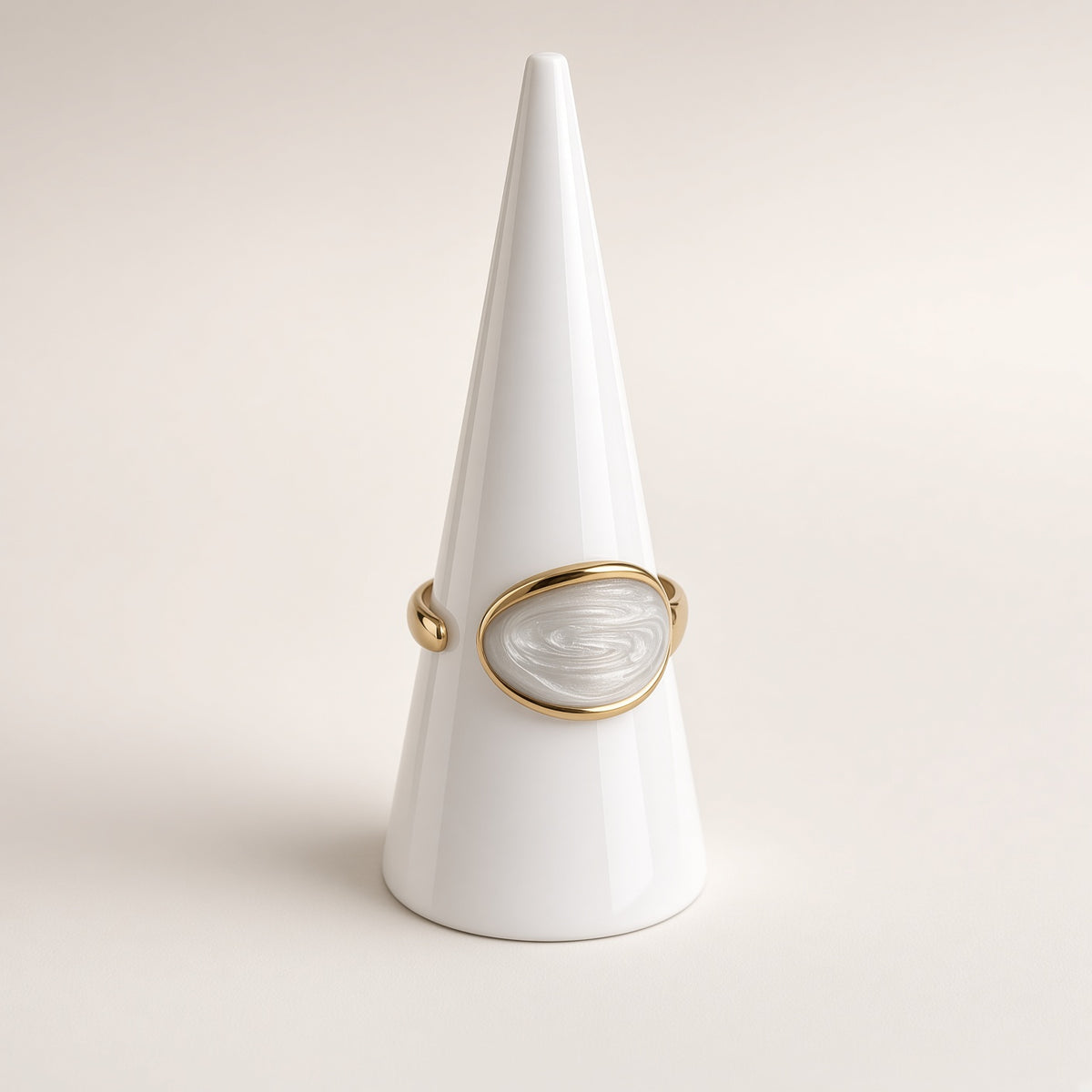 Bague Pierre Blanche – Douceur & Élégance - ACIER INOXYDABLE