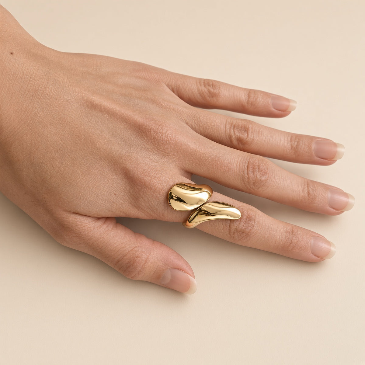 Bague double galet dorée – Acier inoxydable plaqué or | Bague femme sculpturale