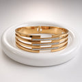 Bracelet manchette graphique doré – Acier inoxydable plaqué or et strass | Bijou femme moderne