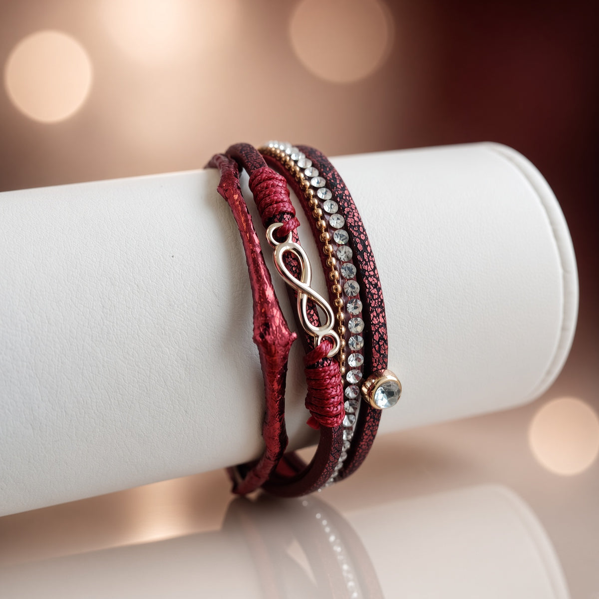 Bracelet multi-rangs bordeaux – Infini, strass et fermoir aimanté doré | Bracelet femme